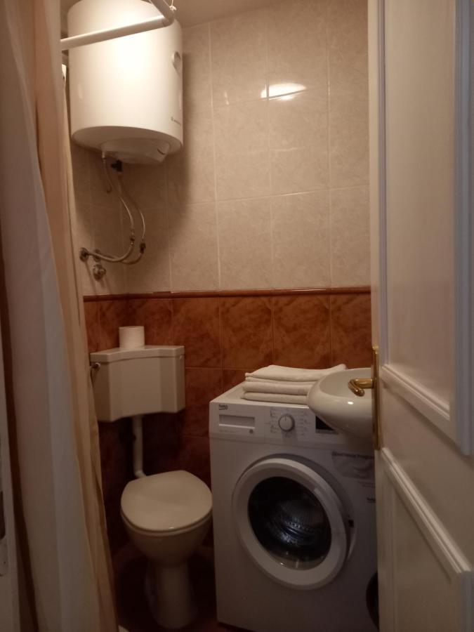 Apartment Katarina Рисан Екстериор снимка